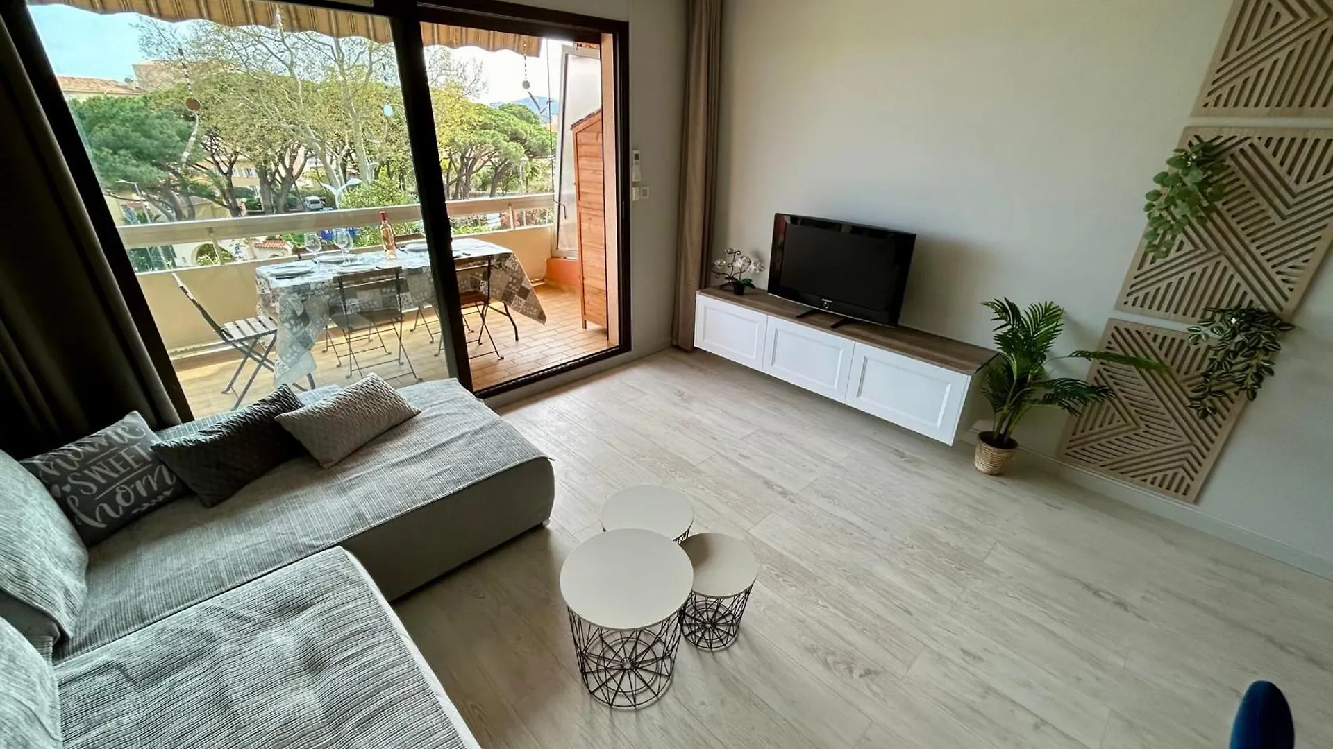 Le Diamant Du Soleil Sea View New City Center & Parking Le Lavandou Apartment