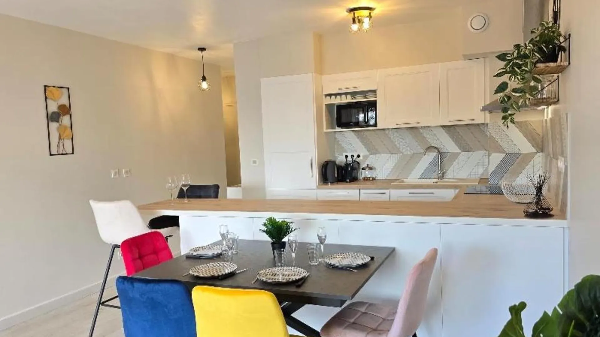 Le Diamant Du Soleil Sea View New City Center & Parking Le Lavandou France