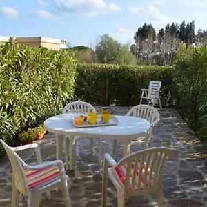  Appartement Le Lavandou, 1 Pièce, 4 Personnes - Fr-1-251-187